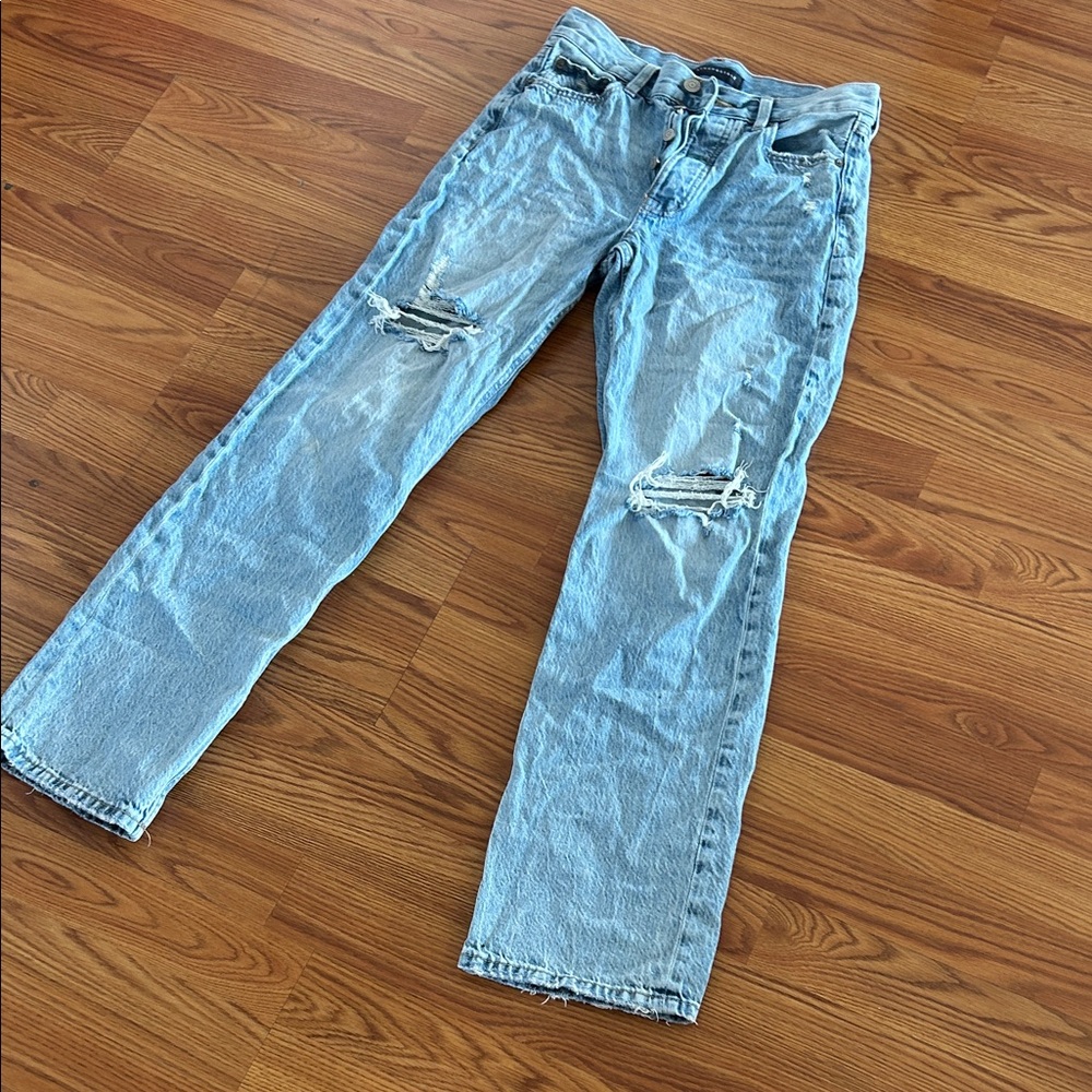 Stylish Distressed Blue Jeans for Men